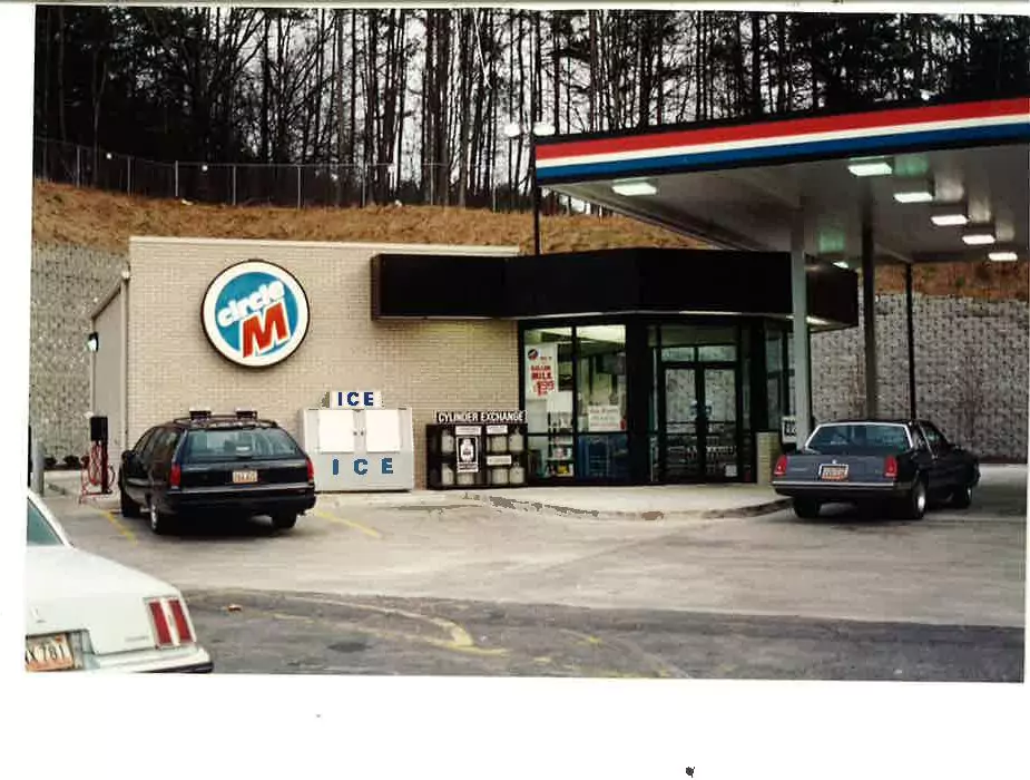 Circle M gas station